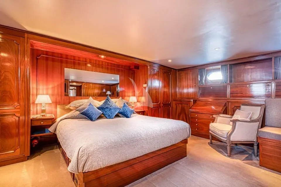 Charter Yacht CHANTELLA - Chantier Naval d'Antibes 29m - 4 Cabins - Cannes - St Tropez - Cogolin - Nice - The French Riviera Day Charter Yacht