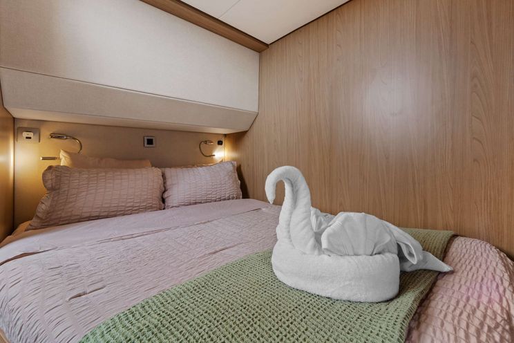 Charter Yacht CHILLIN HUT - Bali 5.4 - 4 Cabins - Tortola - Virgin Gorda - Anegada - BVI - Caribbean