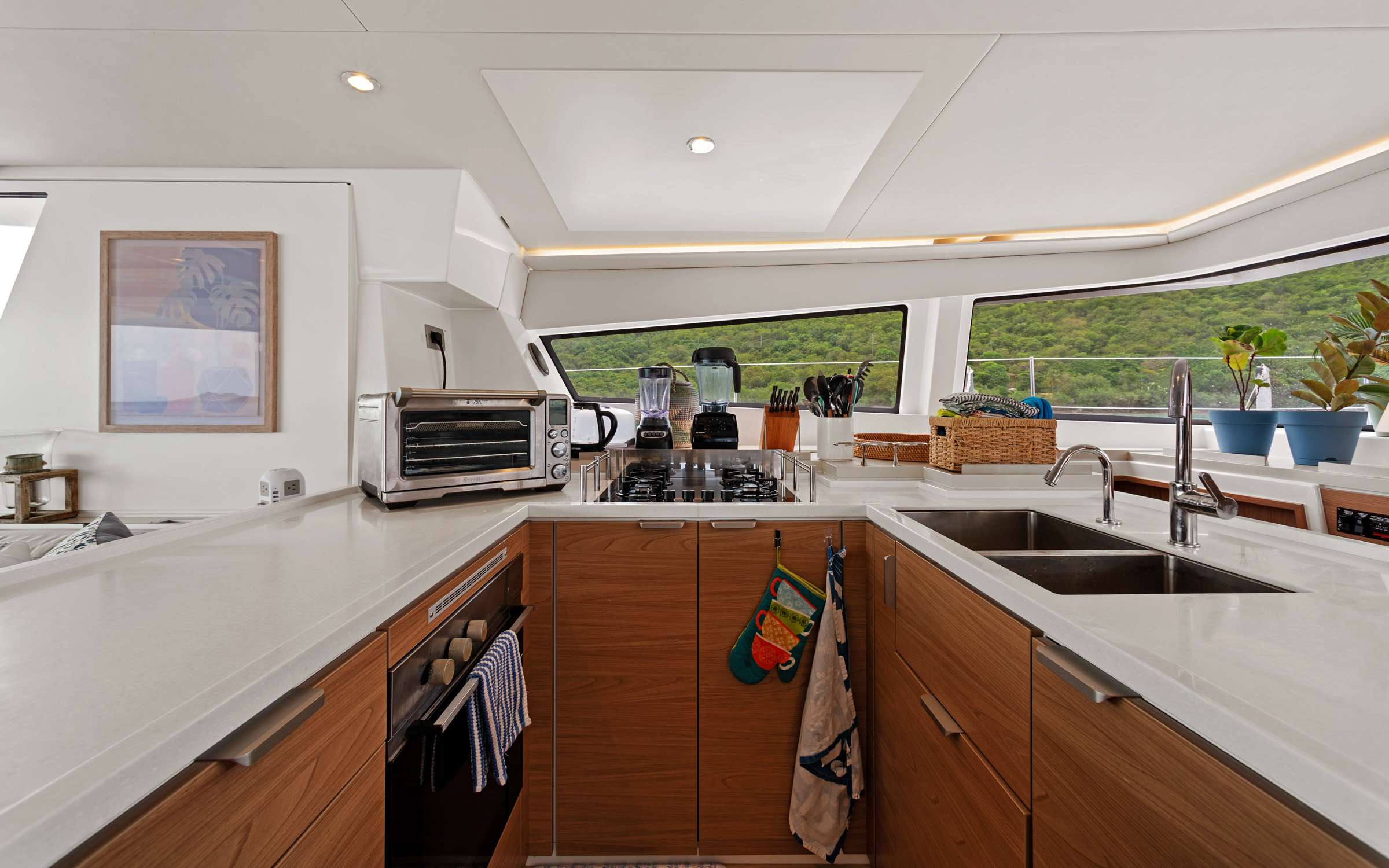 Charter Yacht CHILLIN HUT - Bali 5.4 - 4 Cabins - Tortola - Virgin Gorda - Anegada - BVI - Caribbean
