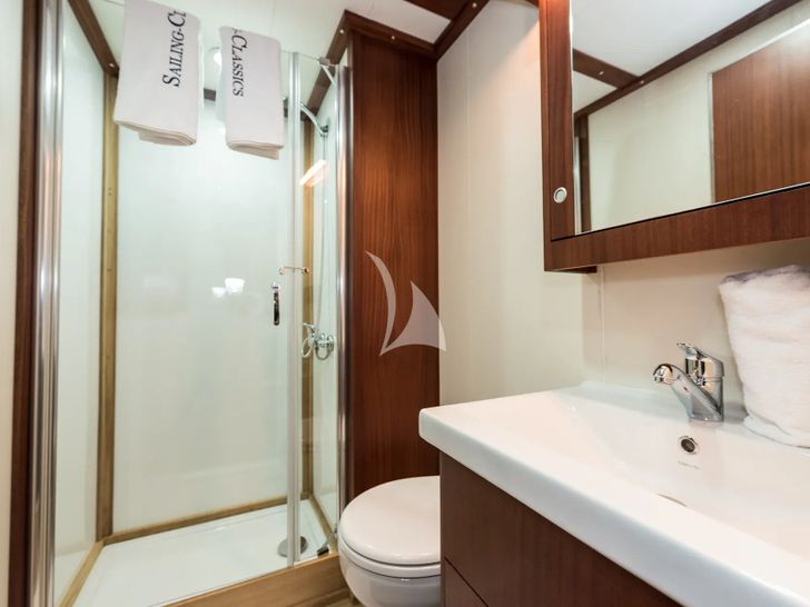 CHRONOS Ark Yachts 54m - cabin 1 bathroom CHRONOS Ark Yachts 54m - cabin 1 bathroom