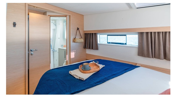 Charter Yacht CINSELUNA - Fountaine Pajot 44 Maestro - 3 Cabins - St Raphael - Cannes - St Tropez - Nice - Antibes - Monaco - French Riviera