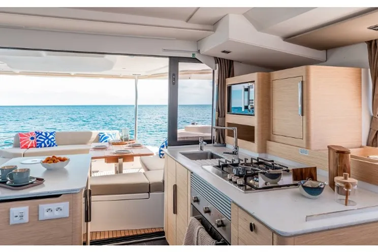 Charter Yacht CINSELUNA - Fountaine Pajot 44 Maestro - 3 Cabins - St Raphael - Cannes - St Tropez - Nice - Antibes - Monaco - French Riviera