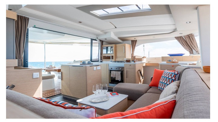Charter Yacht CINSELUNA - Fountaine Pajot 44 Maestro - 3 Cabins - St Raphael - Cannes - St Tropez - Nice - Antibes - Monaco - French Riviera