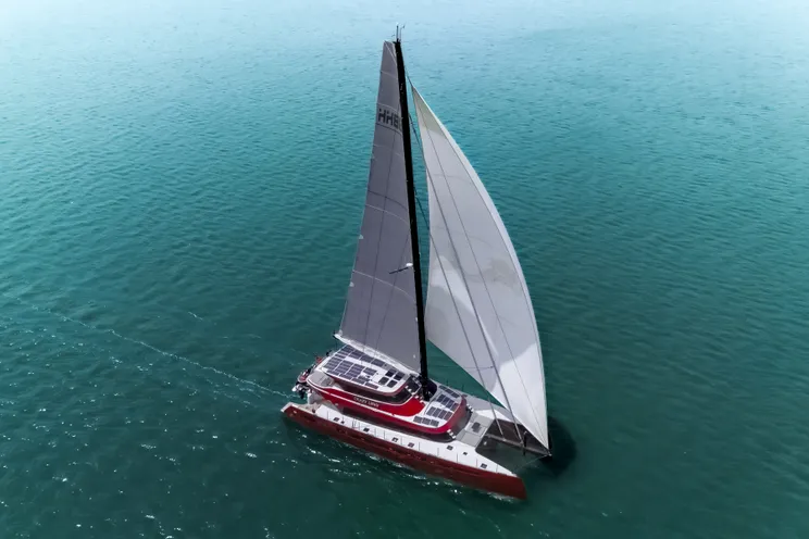 Charter Yacht CRAZY LOVE - Hudson HH88 - 4 Cabins - Papeete - Raiatea - Tahiti - French Polynesia