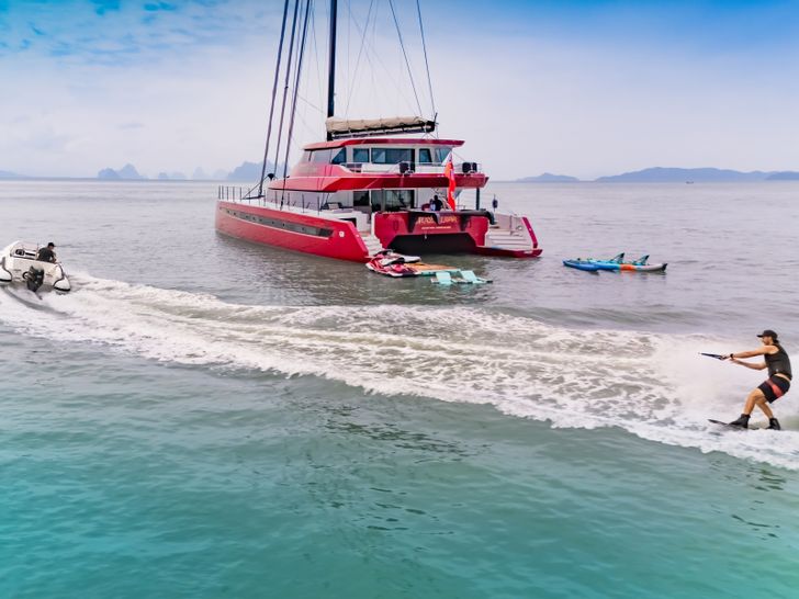 CRAZY LOVE Hudson HH88 - water activities CRAZY LOVE Hudson HH88 - water activities