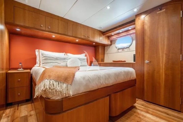 Charter Yacht CLAIRE - Hatteras 100 - 4 Cabins - West Palm Beach - Miami - Florida - Nassau - Bahamas