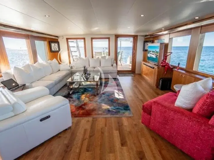CLAIRE Hatteras 100 - saloon CLAIRE Hatteras 100 - saloon