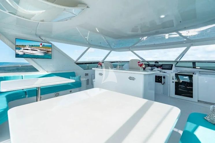 Charter Yacht CLAIRE - Hatteras 100 - 4 Cabins - West Palm Beach - Miami - Florida - Nassau - Bahamas
