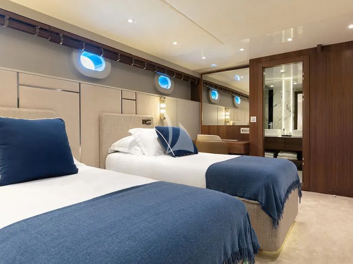 CLASE AZUL Radez 48m - convertible twin cabin 3 CLASE AZUL Radez 48m - convertible twin cabin 3