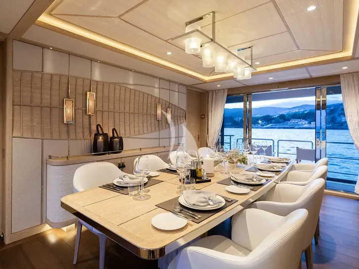 CALYPSO I Mulder 36m - main dining area CALYPSO I Mulder 36m - main dining area