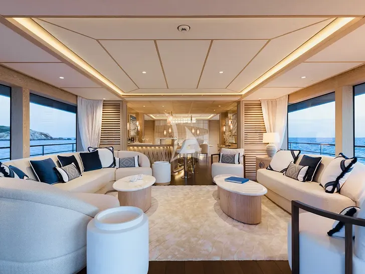 CALYPSO I Mulder 36m - main saloon lounge CALYPSO I Mulder 36m - main saloon lounge