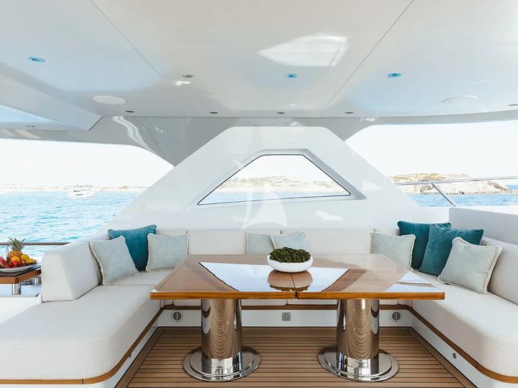 CALYPSO I Mulder 36m - sundeck lounge up close CALYPSO I Mulder 36m - sundeck lounge up close