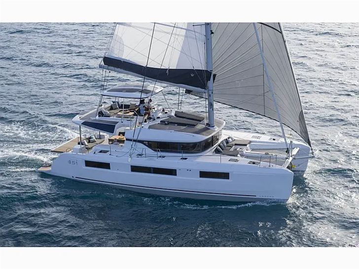 CLEMENTINA Lagoon 51 - profile CLEMENTINA Lagoon 51 - profile