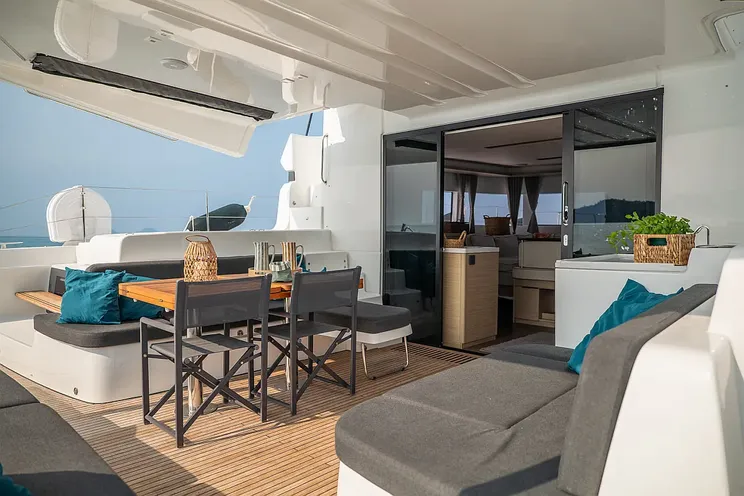 Charter Yacht CLEMENTINA - Lagoon 51 - 4 Cabins - Salerno - Naples - Capri - Positano - Amalfi Coast - Italy