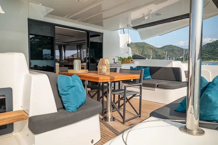 Charter Yacht CLEMENTINA - Lagoon 51 - 4 Cabins - Salerno - Naples - Capri - Positano - Amalfi Coast - Italy