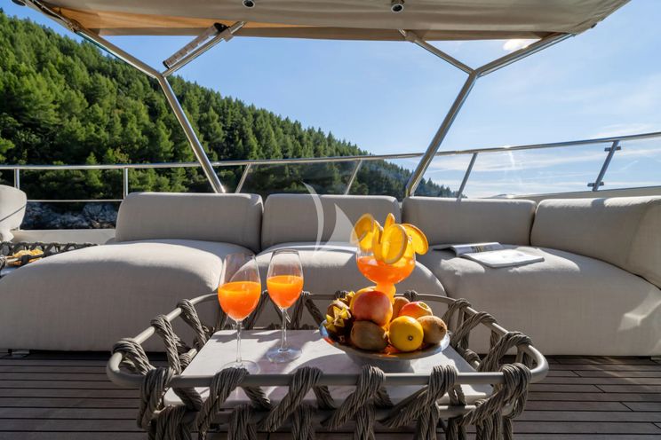 Charter Yacht CLOUD 9 - Sasga Menorquin 68 Flybridge - 3 Cabins - Dubrovnik - Split - Hvar - Croatia