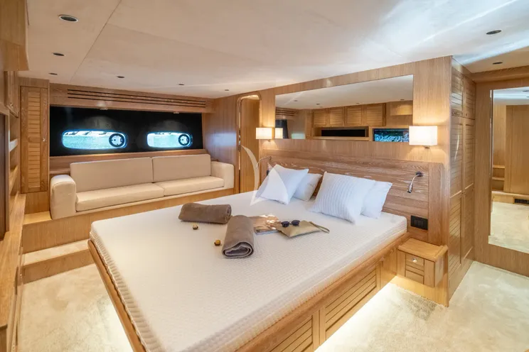 Charter Yacht CLOUD 9 - Sasga Menorquin 68 Flybridge - 3 Cabins - Dubrovnik - Split - Hvar - Croatia