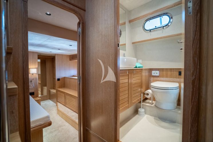 Charter Yacht CLOUD 9 - Sasga Menorquin 68 Flybridge - 3 Cabins - Dubrovnik - Split - Hvar - Croatia