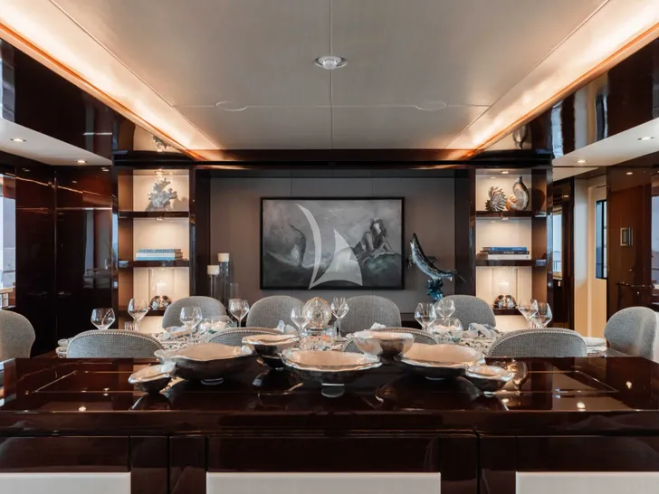 CAPTAIN MORGAN III Sunseeker 131 - formal dining set up CAPTAIN MORGAN III Sunseeker 131 - formal dining set up