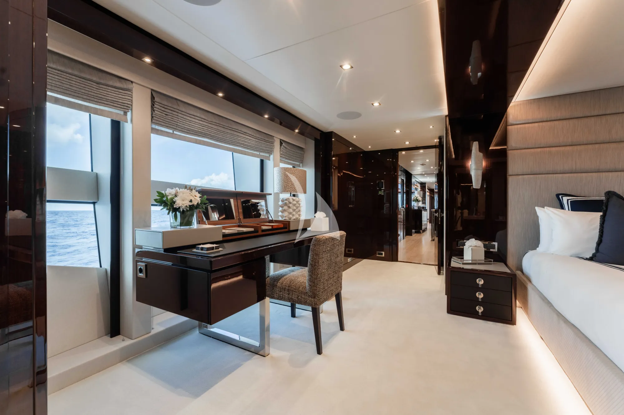 Charter Yacht CAPTAIN MORGAN III - Sunseeker 131 - 5 Cabins - Nassau - Exumas - Bahamas