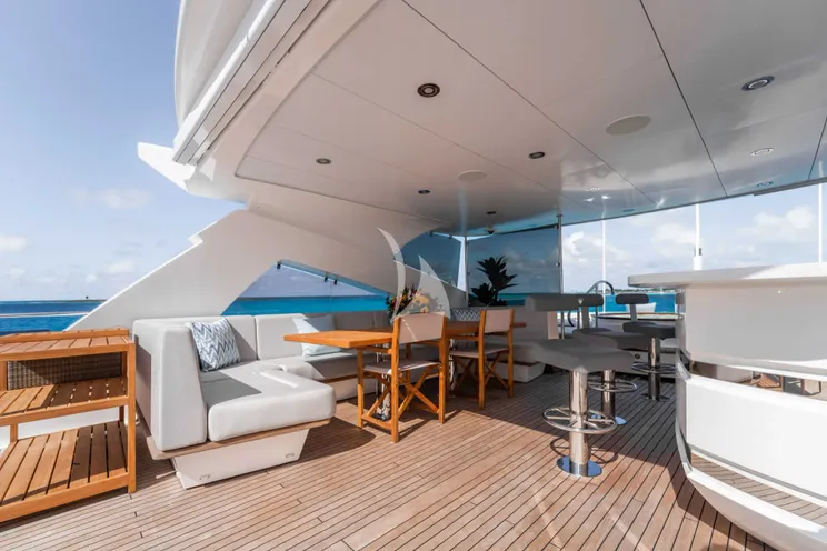 Charter Yacht CAPTAIN MORGAN III - Sunseeker 131 - 5 Cabins - Nassau - Exumas - Bahamas