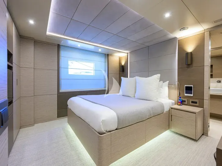 COFINA Benetti Classic Supreme 132 - VIP cabin 2 COFINA Benetti Classic Supreme 132 - VIP cabin 2