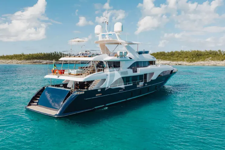 Charter Yacht COFINA - Benetti Classic Supreme 132 - 6 Cabins - Nassau - Exumas - Bahamas