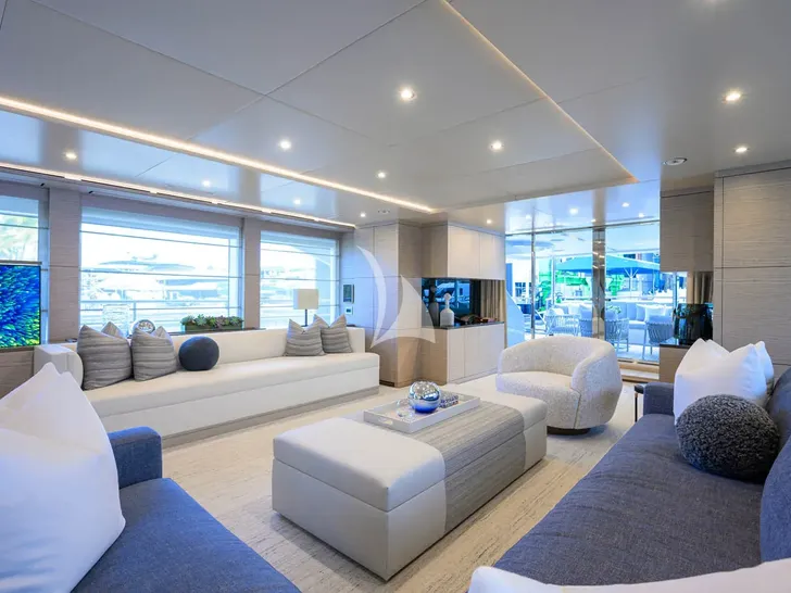 COFINA Benetti Classic Supreme 132 - main saloon lounge COFINA Benetti Classic Supreme 132 - main saloon lounge