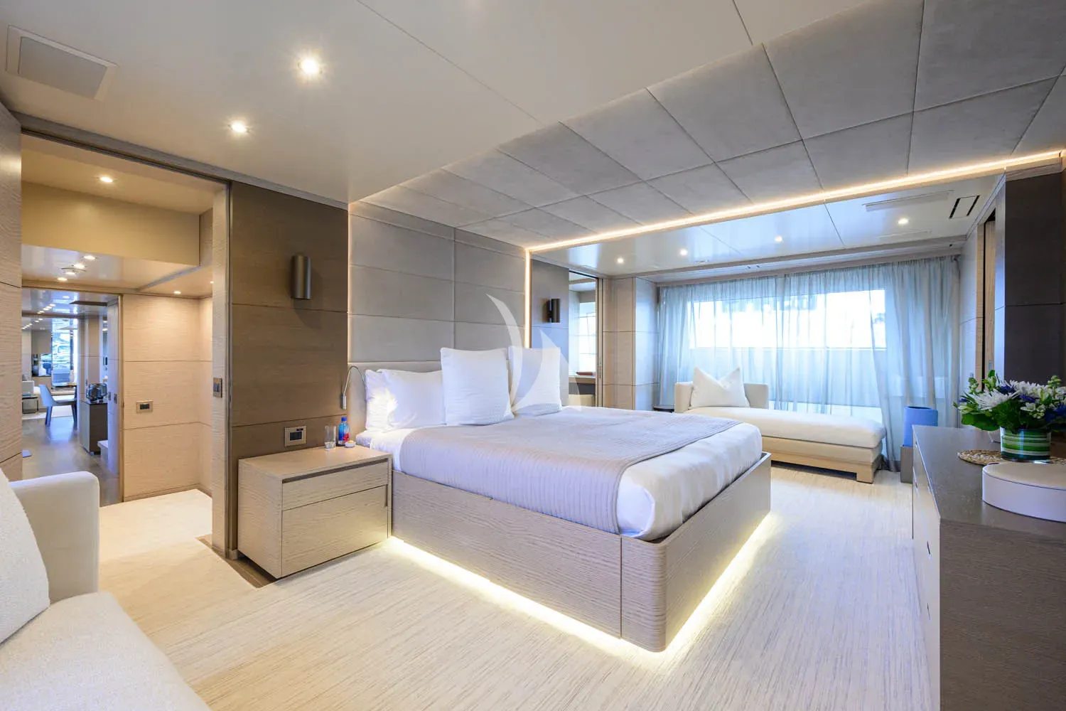 Charter Yacht COFINA - Benetti Classic Supreme 132 - 6 Cabins - Nassau - Exumas - Bahamas