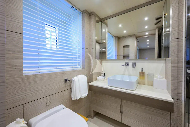 Charter Yacht COFINA - Benetti Classic Supreme 132 - 6 Cabins - Nassau - Exumas - Bahamas