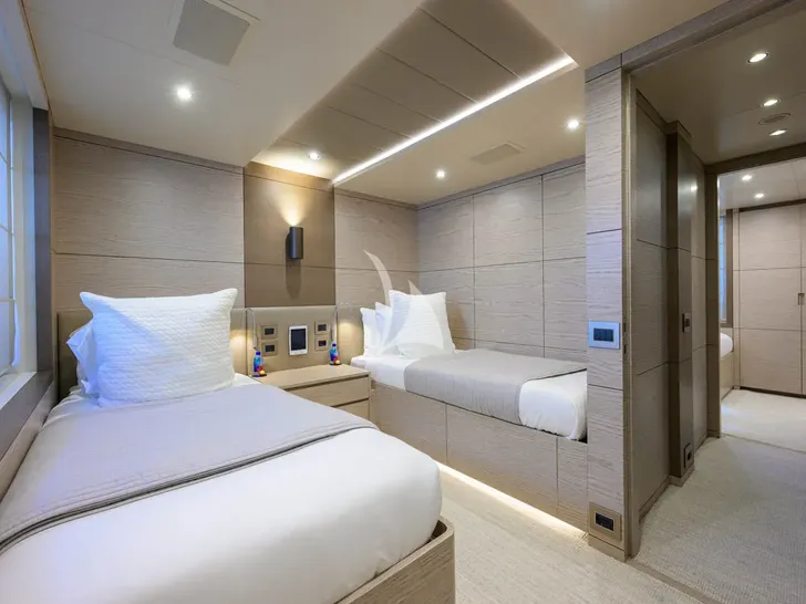 COFINA Benetti Classic Supreme 132 - twin cabin 2 COFINA Benetti Classic Supreme 132 - twin cabin 2