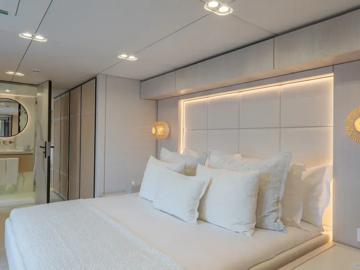 COLIBRI Sunreef 80 Power - master cabin COLIBRI Sunreef 80 Power - master cabin