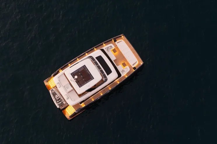 Charter Yacht COLIBRI - Sunreef 80 Power - 4 Cabins - Costa Rica - Panama