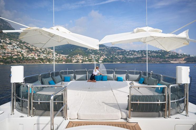 Charter Yacht COME PRIMA - Benetti Golden Bay 50 - 6 Cabins - Cannes - Monaco - St. Tropez - French Riviera