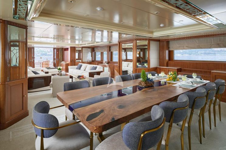 Charter Yacht COME PRIMA - Benetti Golden Bay 50 - 6 Cabins - Cannes - Monaco - St. Tropez - French Riviera