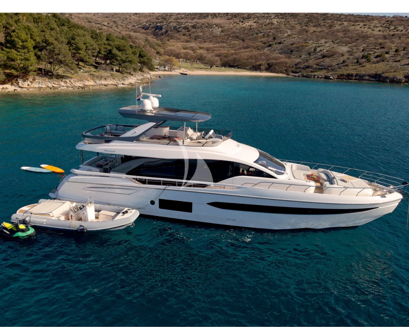 CONCORD'S 6 Azimut 78 - anchored