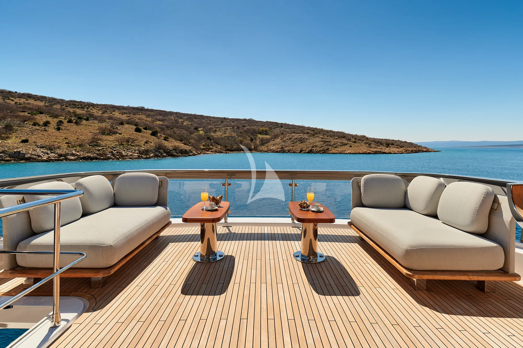 CONCORD'S 6 Azimut 78 - flybridge alfresco lounge