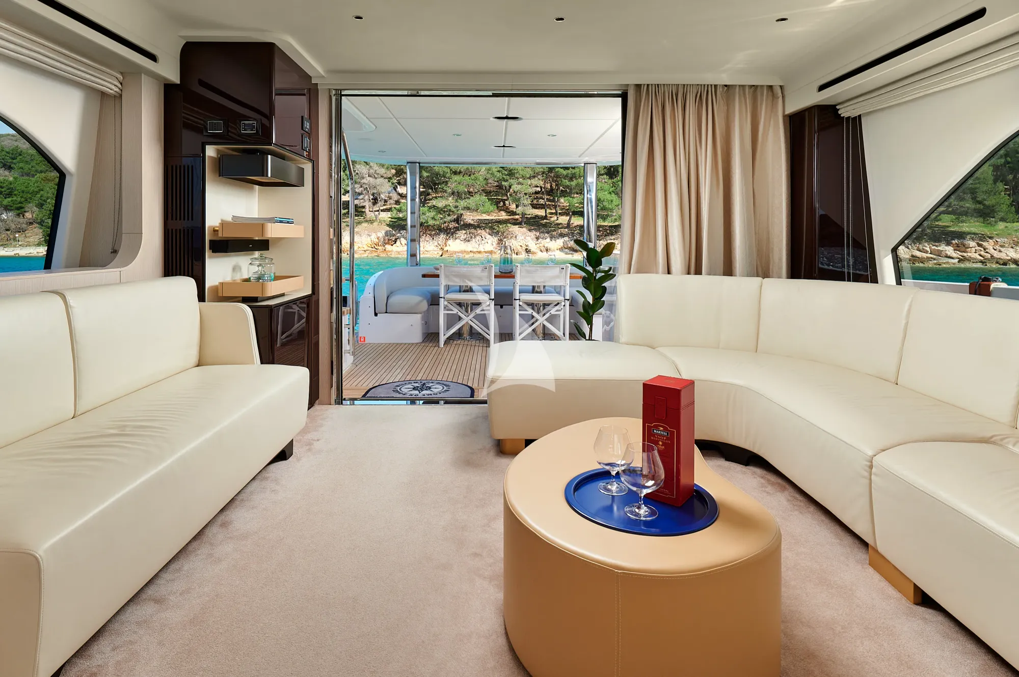 CONCORD'S 6 Azimut 78 - saloon lounge