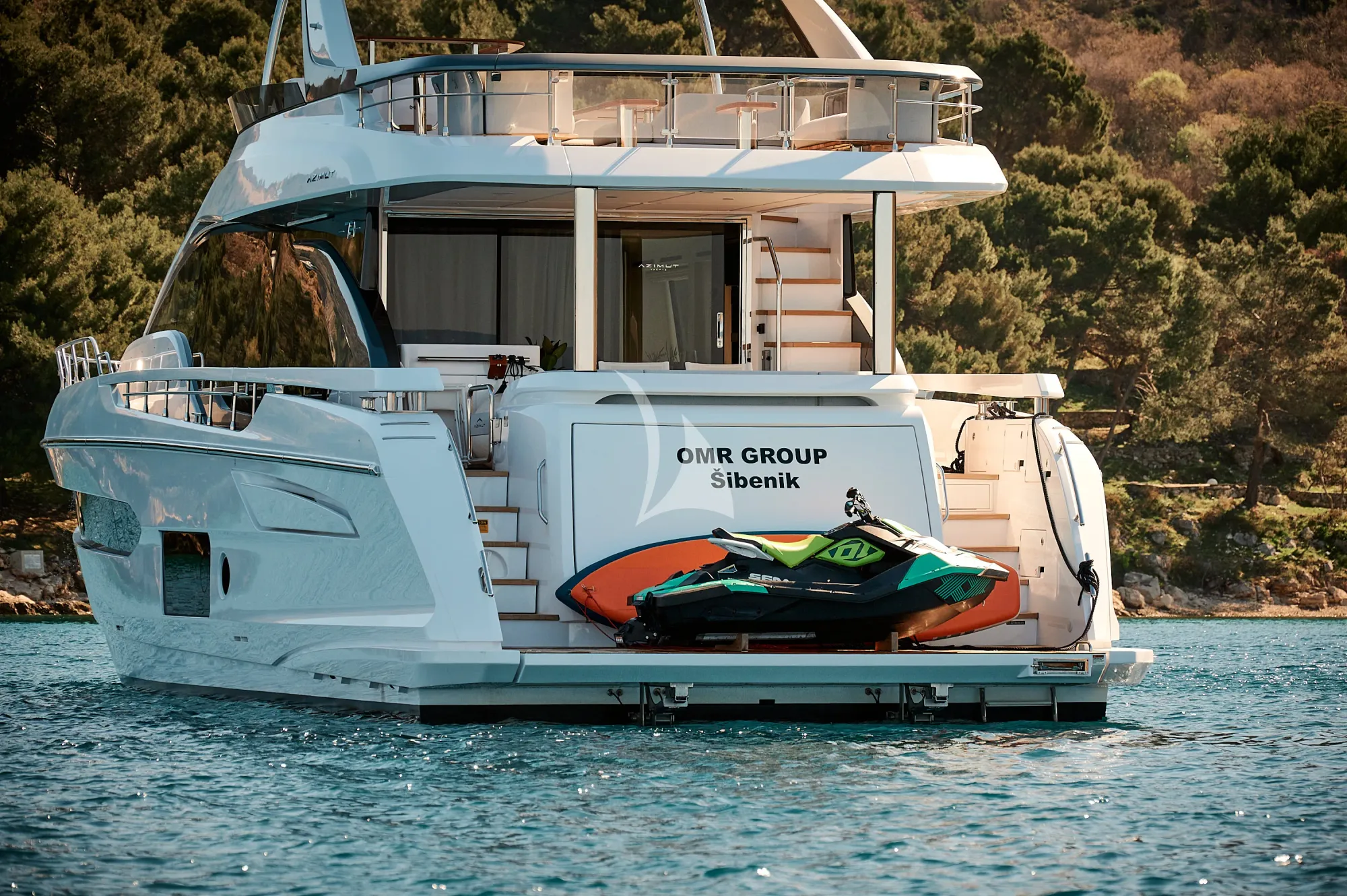 CONCORD'S 6 Azimut 78 - aft shot