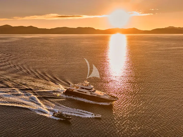CONDOR A Tecnomar Nadara 41 RPH - cruising under the sunset CONDOR A Tecnomar Nadara 41 RPH - cruising under the sunset
