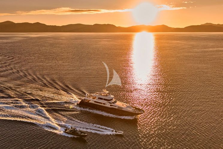Charter Yacht CONDOR A - Tecnomar Nadara 41 RPH - 5 Cabins - Athens - Mykonos - Paros - Cyclades - Aegean - Greece