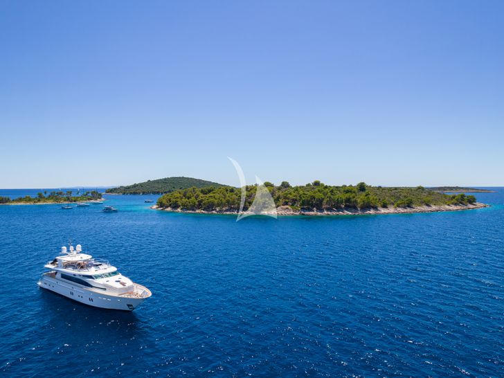 CONTE STEFANI Horizon 35m - anchored CONTE STEFANI Horizon 35m - anchored