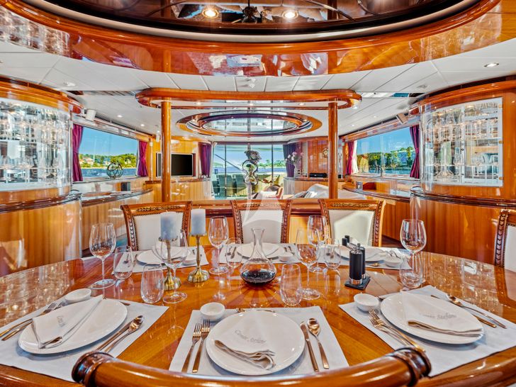 CONTE STEFANI Horizon 35m - indoor dining area CONTE STEFANI Horizon 35m - indoor dining area
