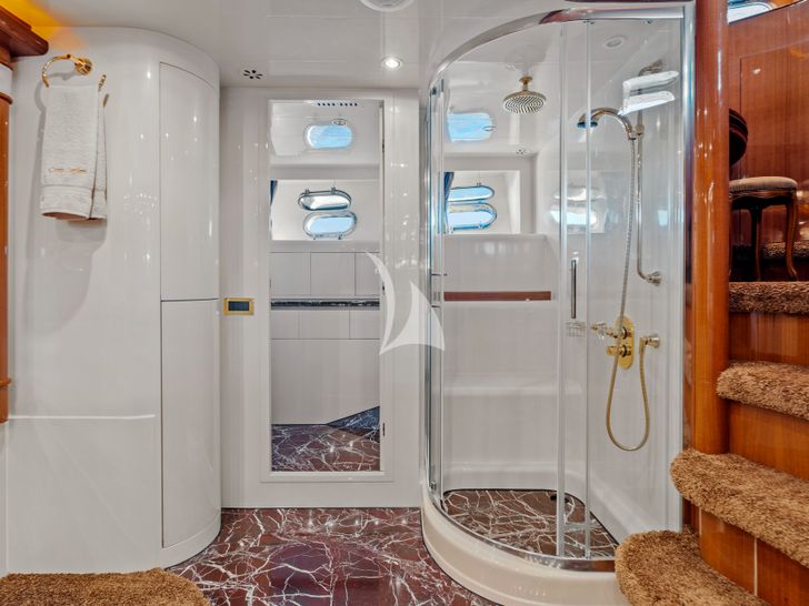 CONTE STEFANI Horizon 35m - VIP cabin 1 bathroom CONTE STEFANI Horizon 35m - VIP cabin 1 bathroom