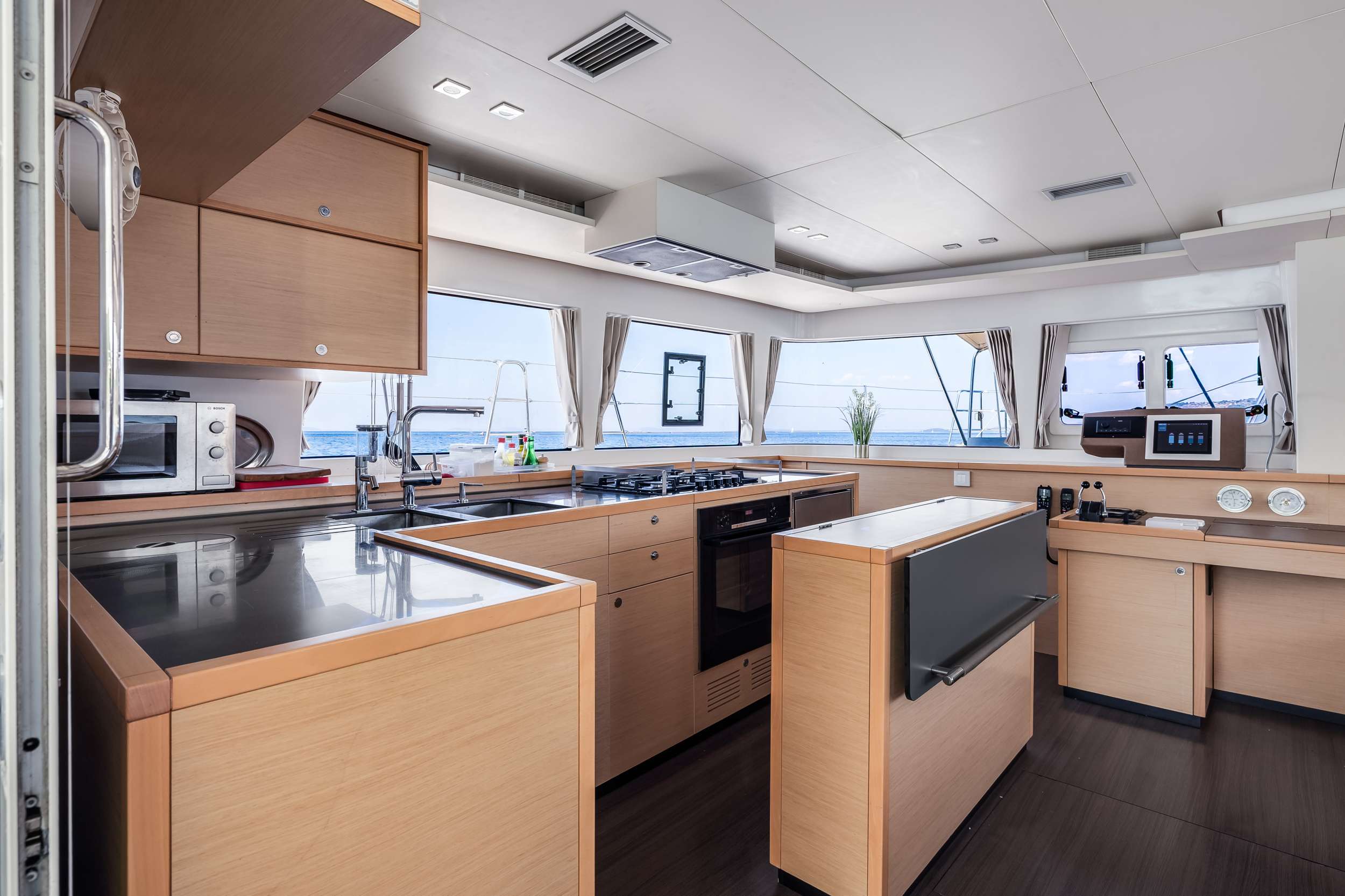 Charter Yacht COOL BREEZE - Lagoon 560 - 4 Cabins - Split - Hvar - Dubrovnik - Trogir - Croatia