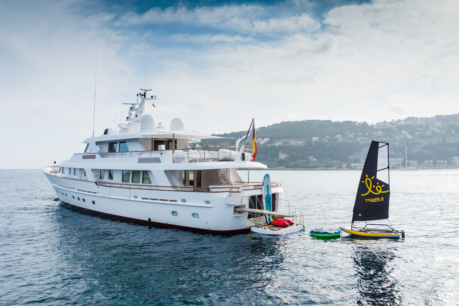 Charter Yacht CORNELIA - RMK Marine 34m - 4 Cabins - Cannes - Monaco - St Tropez - Nice - Antibes - the French Riviera