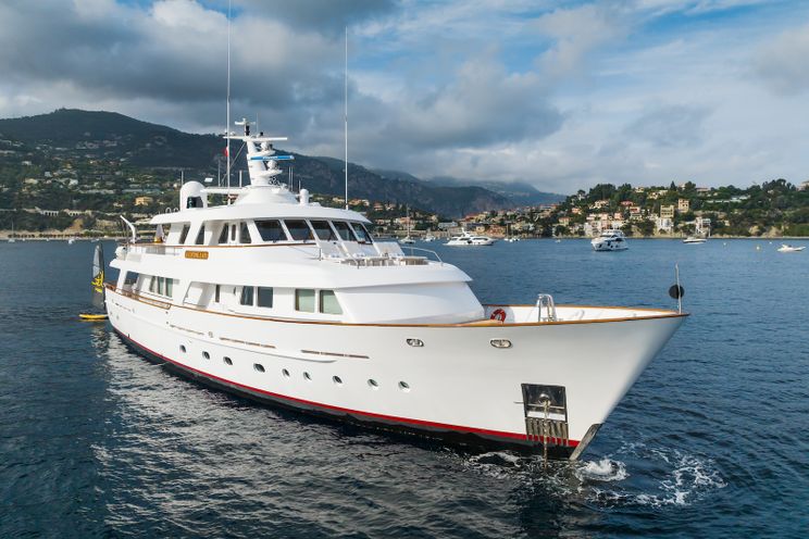 Charter Yacht CORNELIA - RMK Marine 34m - 4 Cabins - Cannes - Monaco - St Tropez - Nice - Antibes - the French Riviera