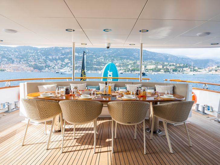 CORNELIA RMK Marine 34m - main aft deck alfresco dining set up CORNELIA RMK Marine 34m - main aft deck alfresco dining set up