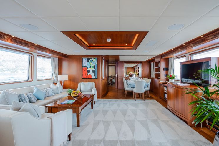 Charter Yacht CORNELIA - RMK Marine 34m - 4 Cabins - Cannes - Monaco - St Tropez - Nice - Antibes - the French Riviera