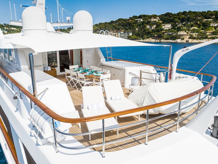 CORNELIA RMK Marine 34m - sundeck CORNELIA RMK Marine 34m - sundeck
